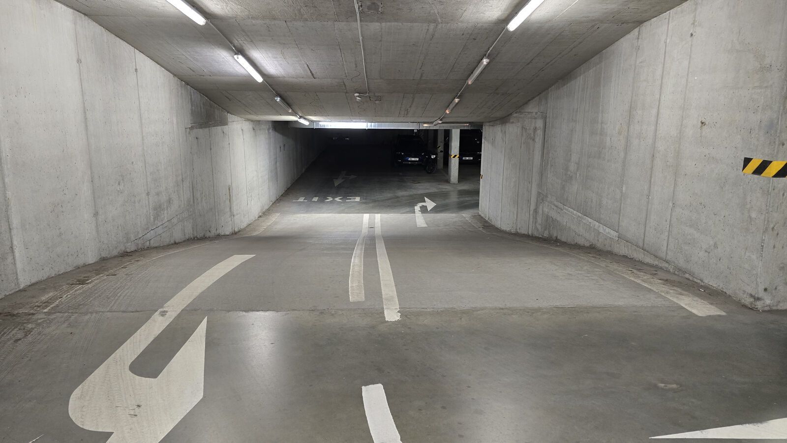 Parkovací stání v atraktivní lokalitě – 6